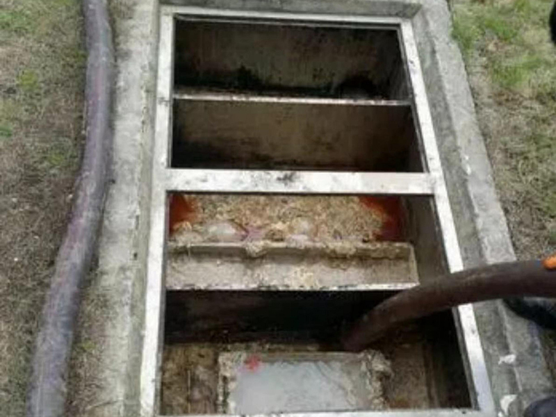 雅星镇隔油池清理