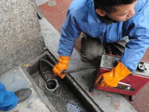 雅星镇疏通下水道